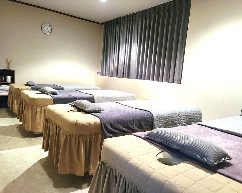 유능한 남 여 관리사 모십니다. O1O-9788-8825