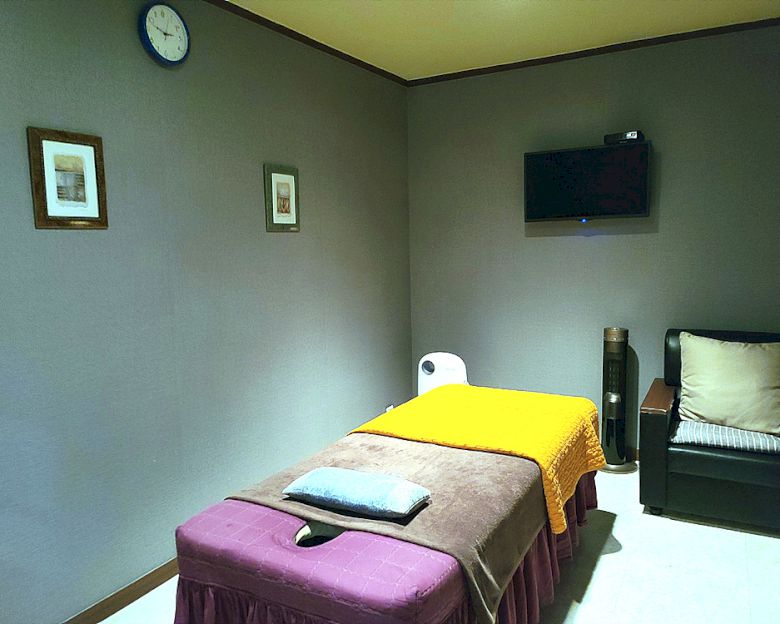 유능한 남 여 관리사 모십니다. O1O-9788-8825