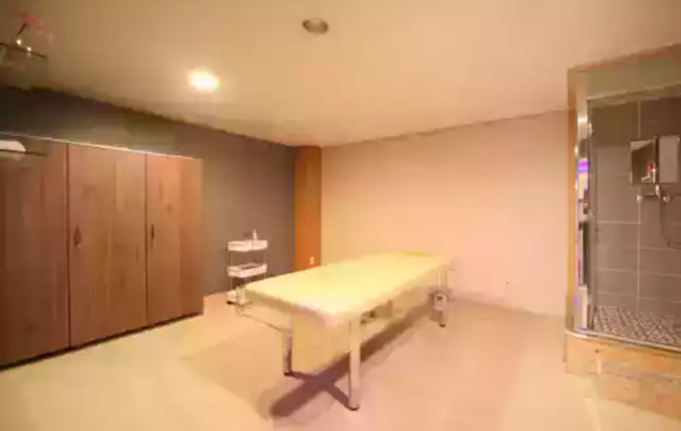 수성구  최고급시설 및 최고복지 / 숙식가능 상주가능 / 경력자환영